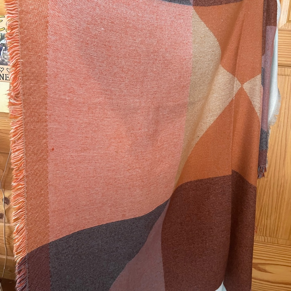 Grace & Lace Red and Orange Geometric Throw Blanket